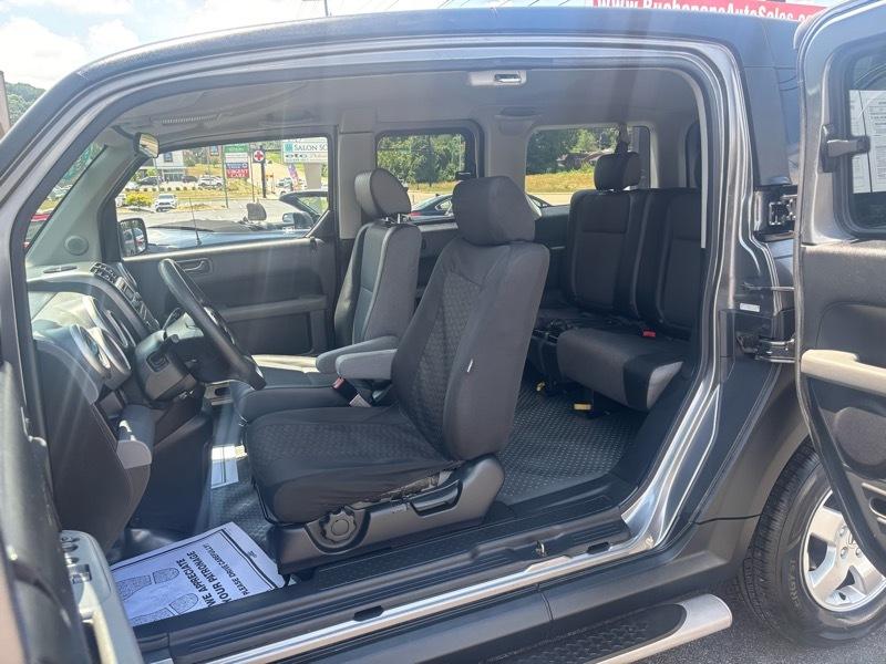 Honda Element EX 2WD 4-spd AT 2005
