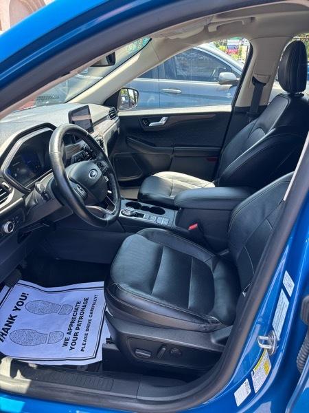 2020 Ford Escape Titanium - Photo 12