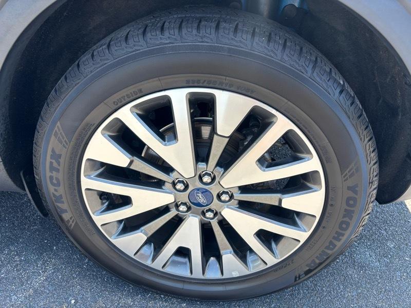 2020 Ford Escape Titanium - Photo 13