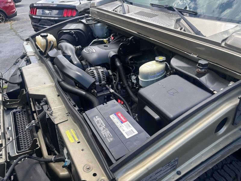 HUMMER H2 SUT 2005