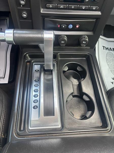 HUMMER H2 SUT 2005