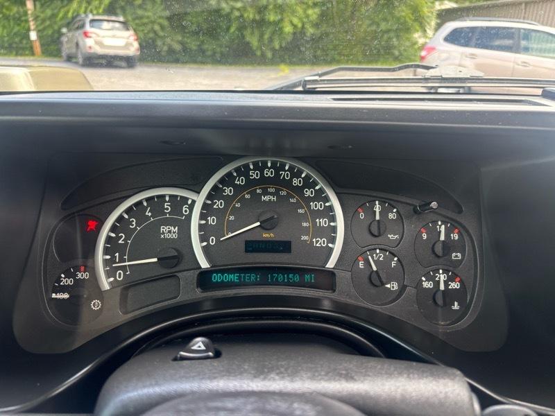 HUMMER H2 SUT 2005