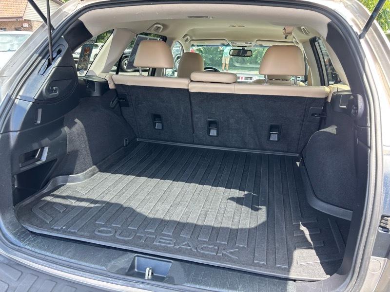 Subaru Outback 2.5i Limited 2015