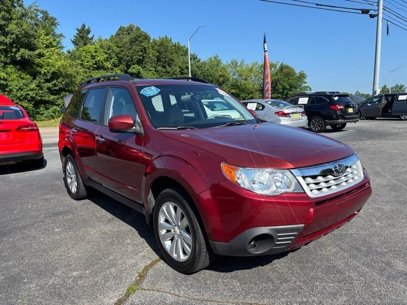 Subaru Forester 2.5X Premium 2011