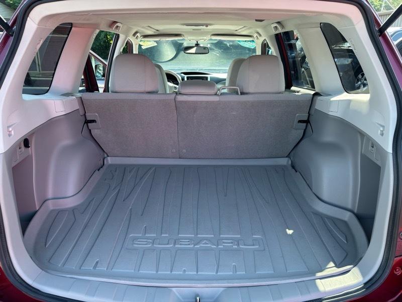 Subaru Forester 2.5X Premium 2011
