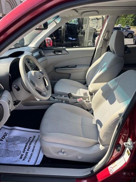 Subaru Forester 2.5X Premium 2011