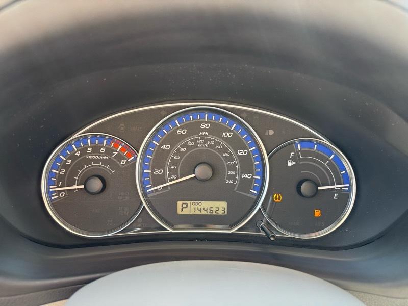 Subaru Forester 2.5X Premium 2011
