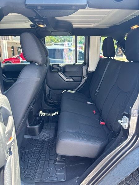 Jeep Wrangler Unlimited Sport 4WD 2017