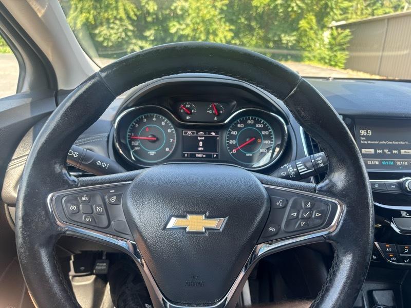 Chevrolet Cruze Premier Hatchback 2017