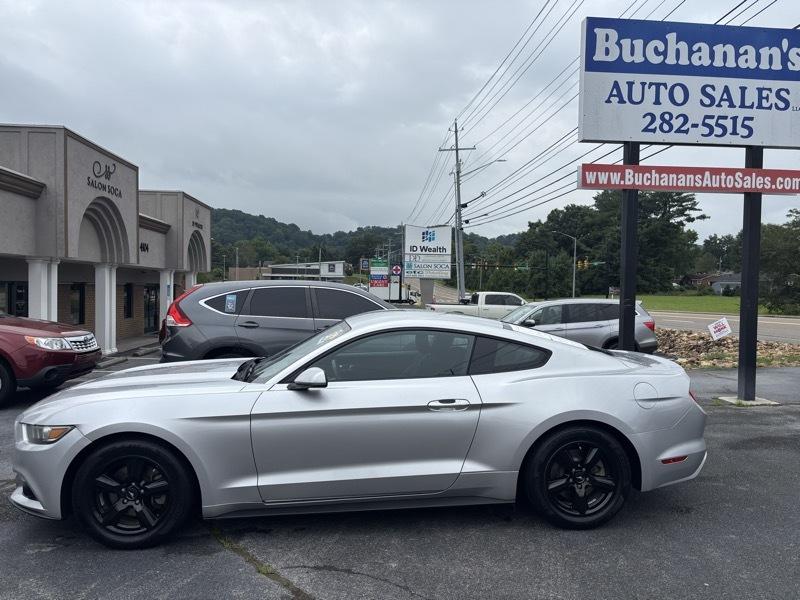 Ford Mustang EcoBoost Coupe 2015