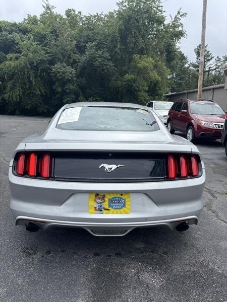 Ford Mustang EcoBoost Coupe 2015