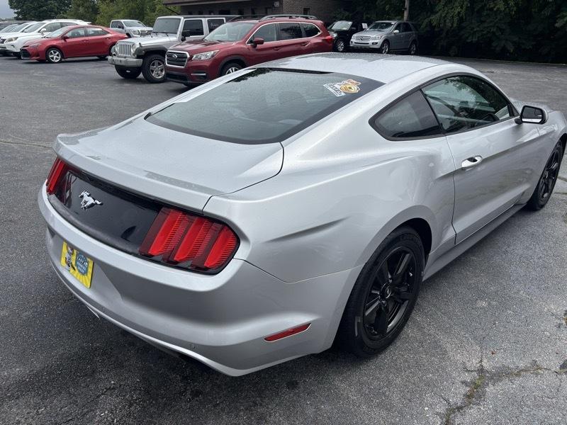 Ford Mustang EcoBoost Coupe 2015