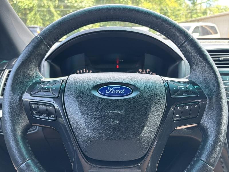Ford Explorer XLT FWD 2019