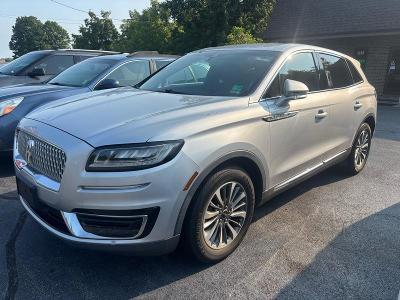 2019 Lincoln Nautilus Select