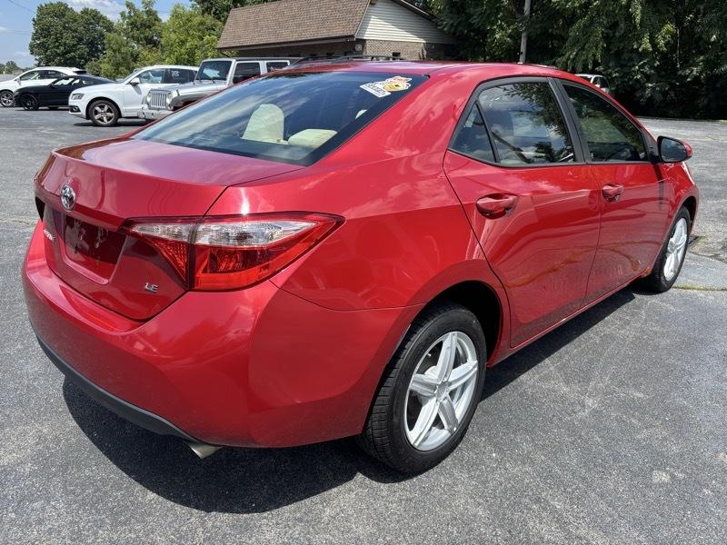 Toyota Corolla LE 4D Sedan at 2018