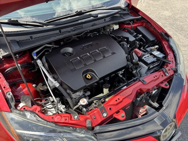 Toyota Corolla LE 4D Sedan at 2018