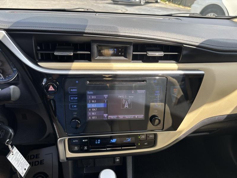 Toyota Corolla LE 4D Sedan at 2018
