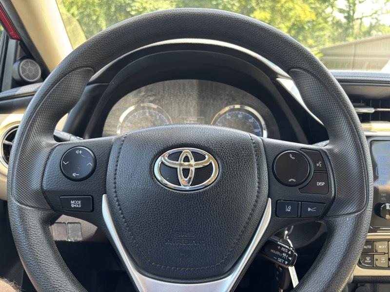 Toyota Corolla LE 4D Sedan at 2018