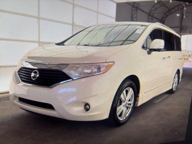 2015 Nissan Quest Platinum
