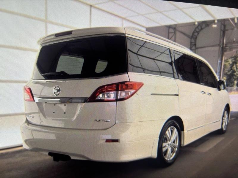 Nissan Quest Platinum 2015