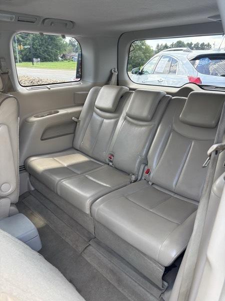 Nissan Quest Platinum 2015