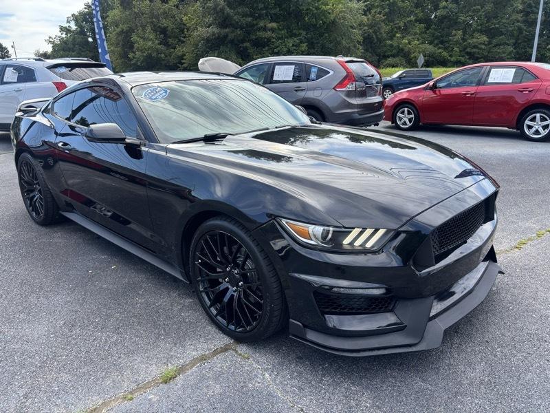 Ford Mustang EcoBoost Coupe 2017