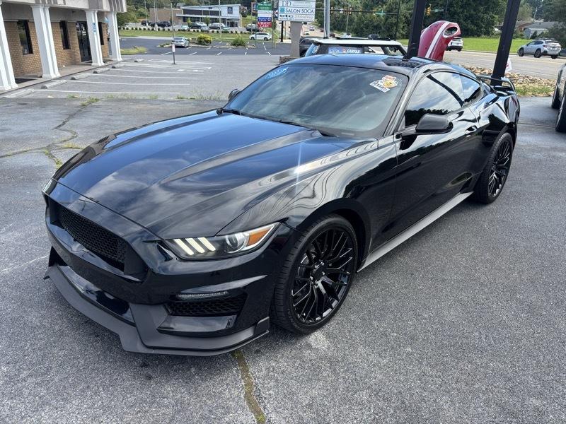 Ford Mustang EcoBoost Coupe 2017