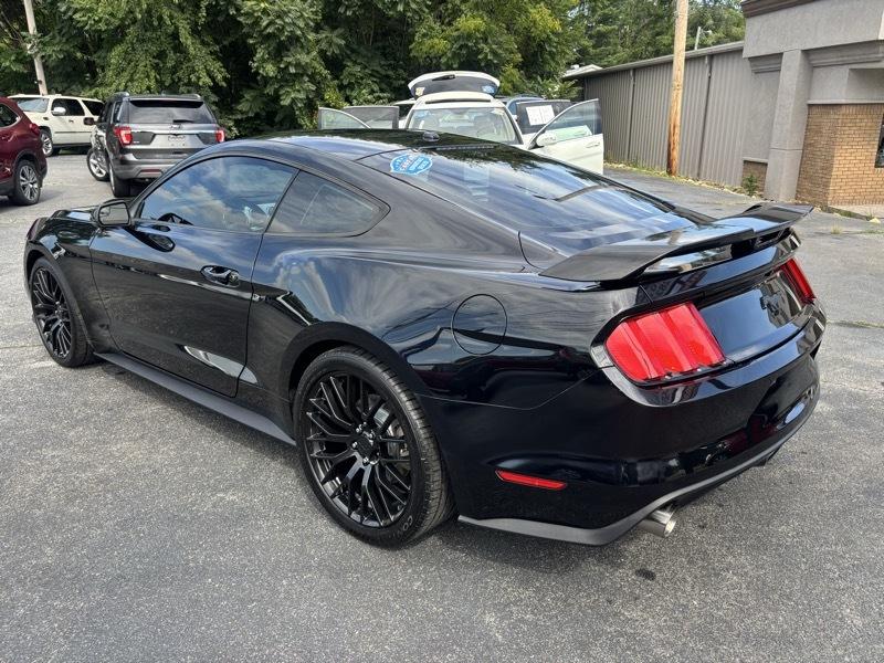 Ford Mustang EcoBoost Coupe 2017