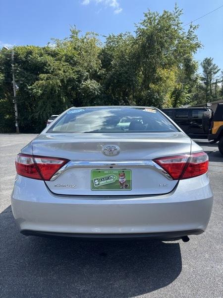 Toyota Camry SE 2017