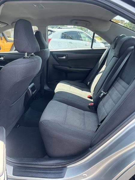 Toyota Camry SE 2017