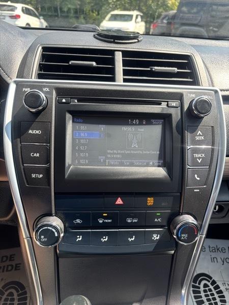 Toyota Camry SE 2017
