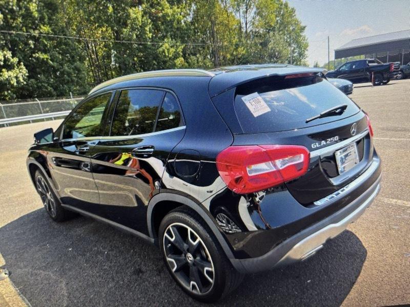 Mercedes-Benz GLA-Class GLA250 2019