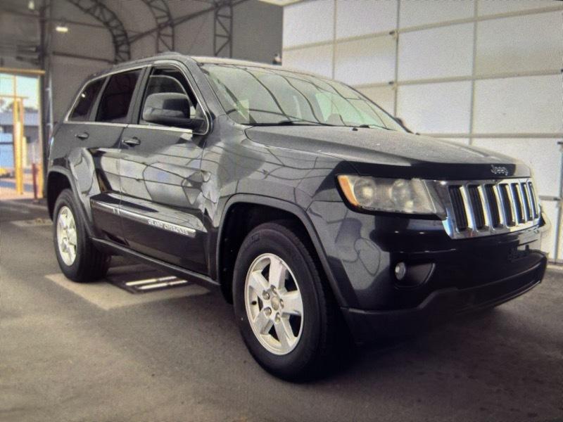 Jeep Grand Cherokee Laredo 4WD 2013