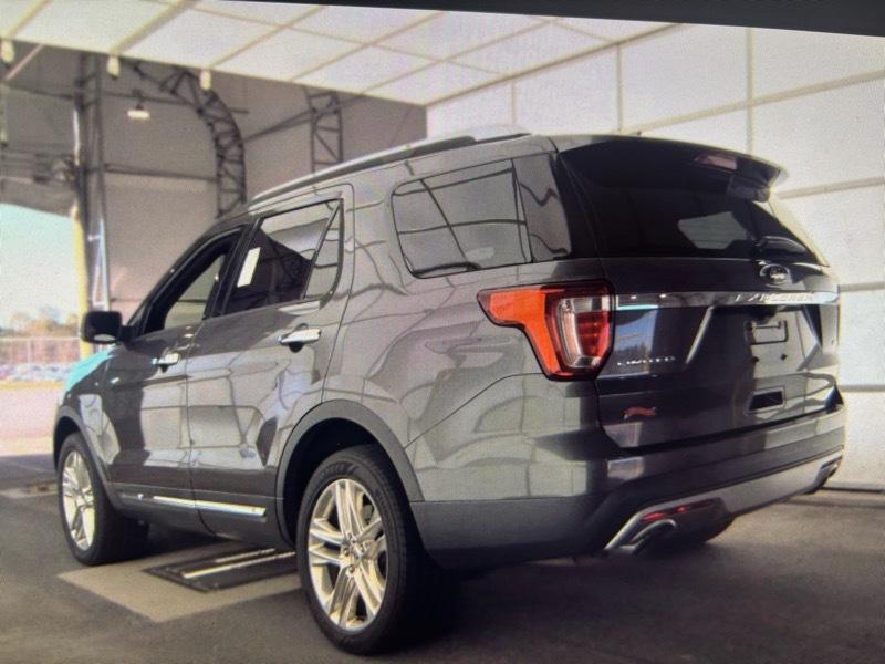 Ford Explorer Limited 4WD 2017