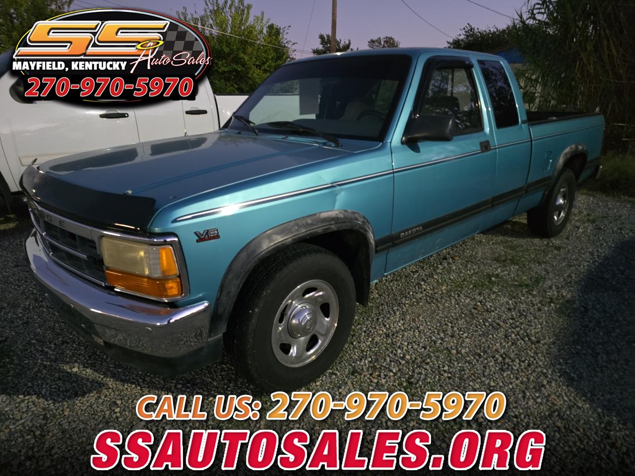 1995 Dodge Dakota Club Cab 6.5-ft. Bed 2WD