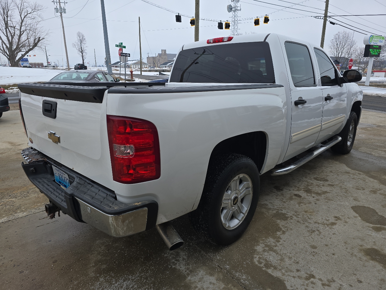 Chevrolet Silverado 1500 LT Crew Cab 4WD 2011