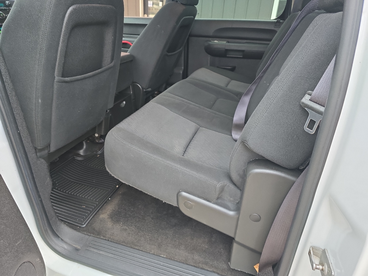 Chevrolet Silverado 1500 LT Crew Cab 4WD 2011