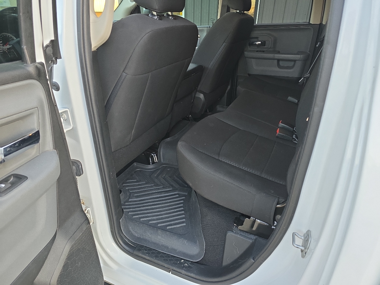 RAM 1500 SLT Quad Cab 4WD 2020