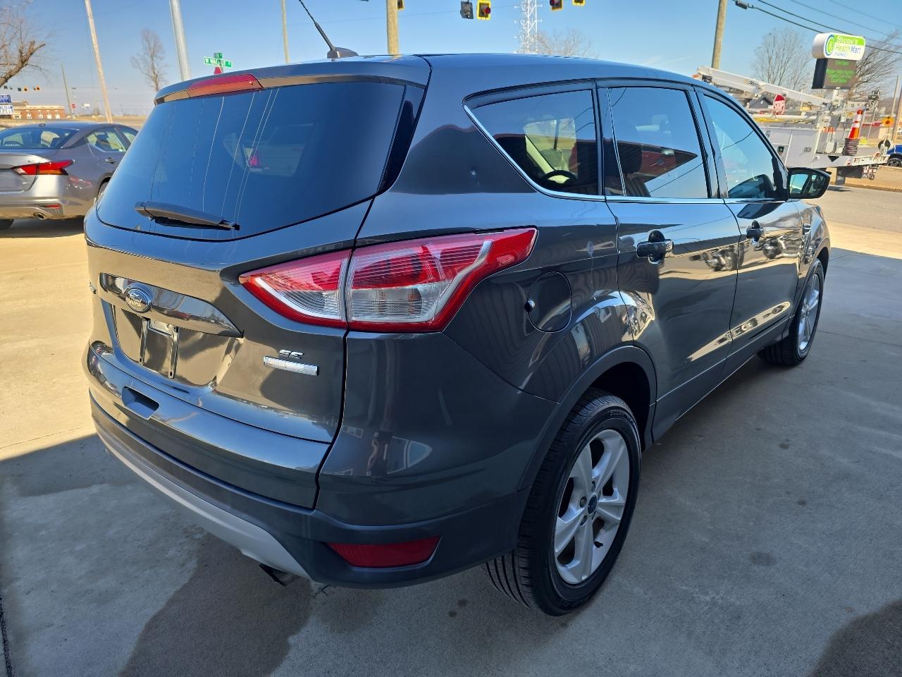 Ford Escape SE FWD 2016