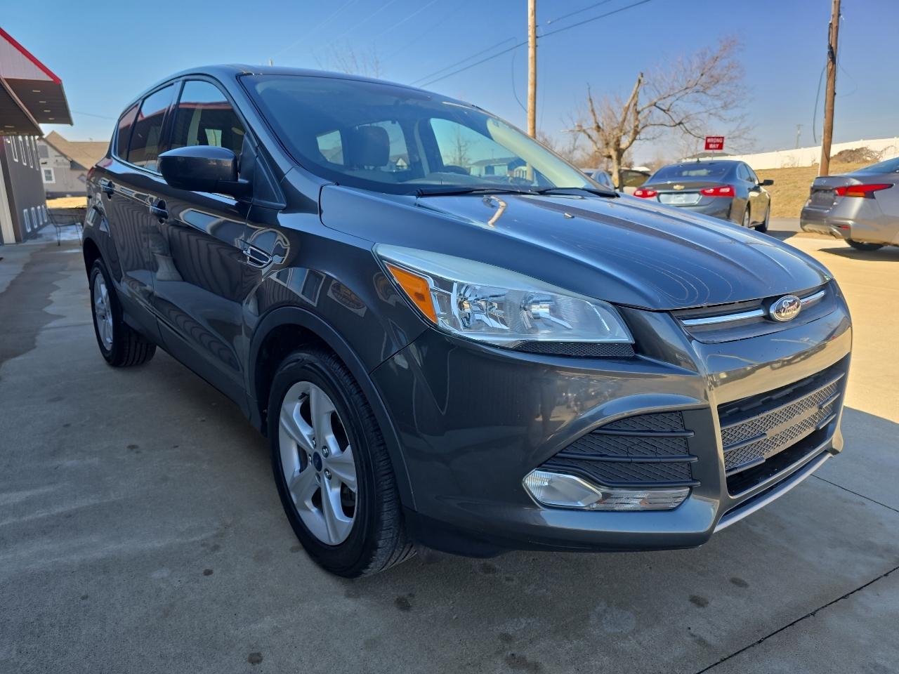 Ford Escape SE FWD 2016