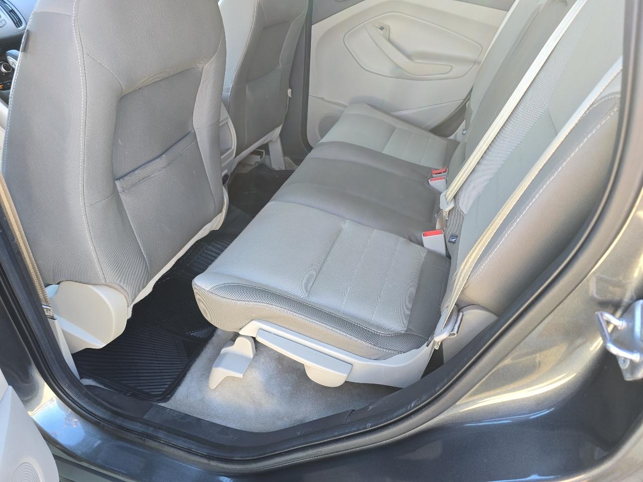 Ford Escape SE FWD 2016