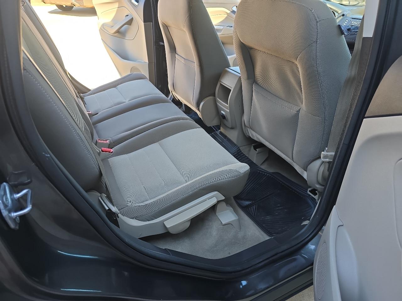 Ford Escape SE FWD 2016