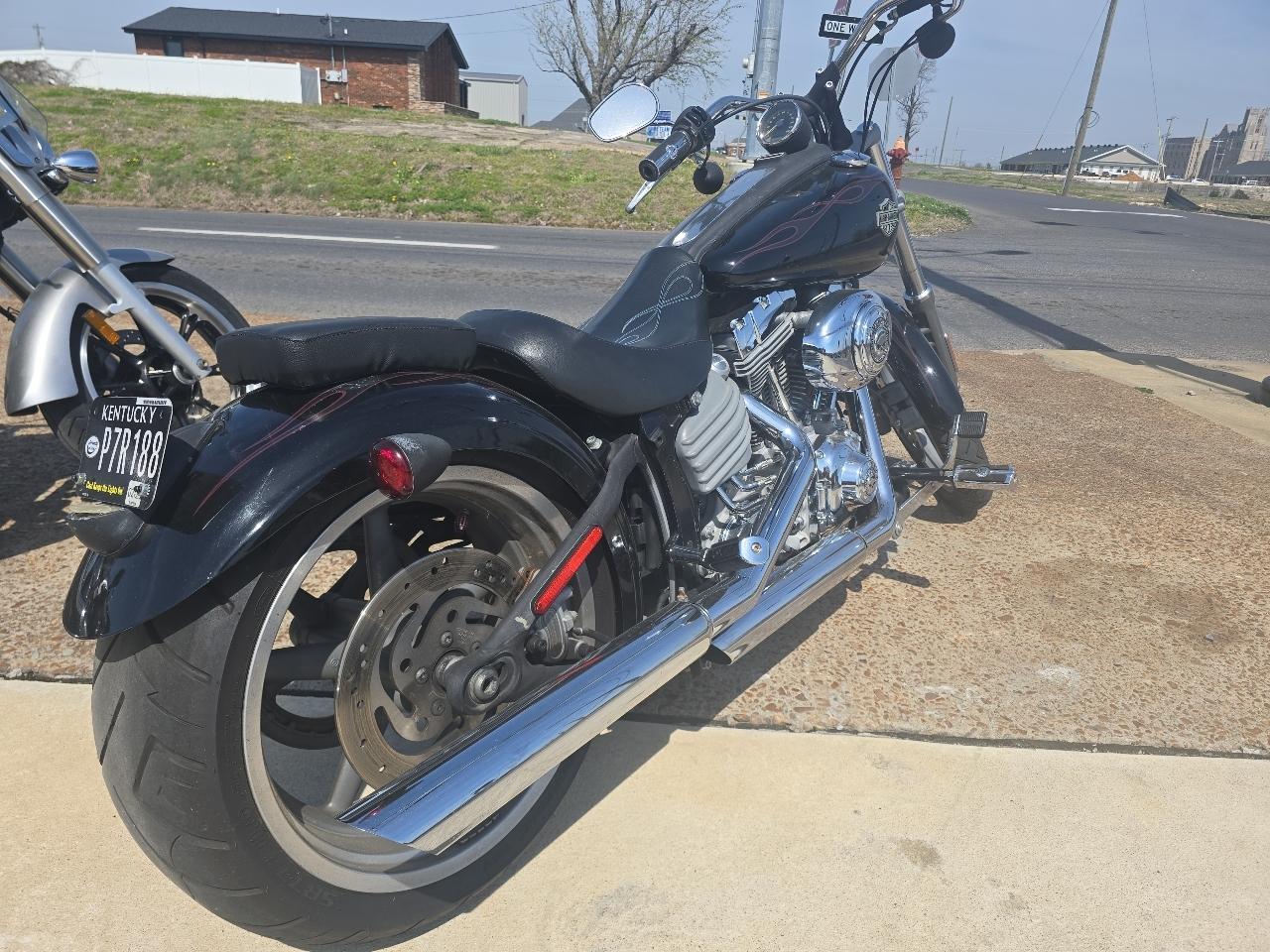 Harley-Davidson FXCW  2008