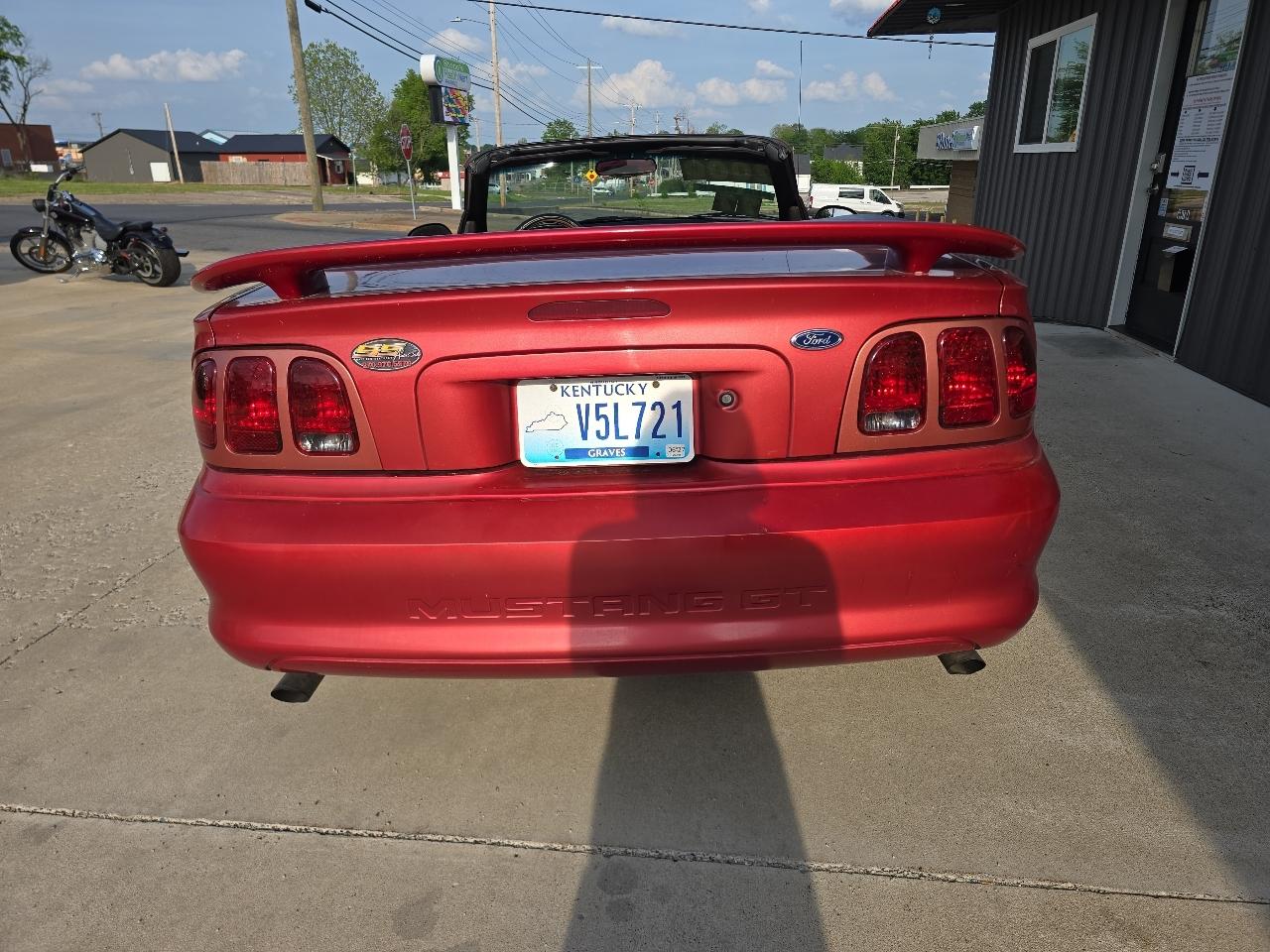 Ford Mustang GT convertible 1998