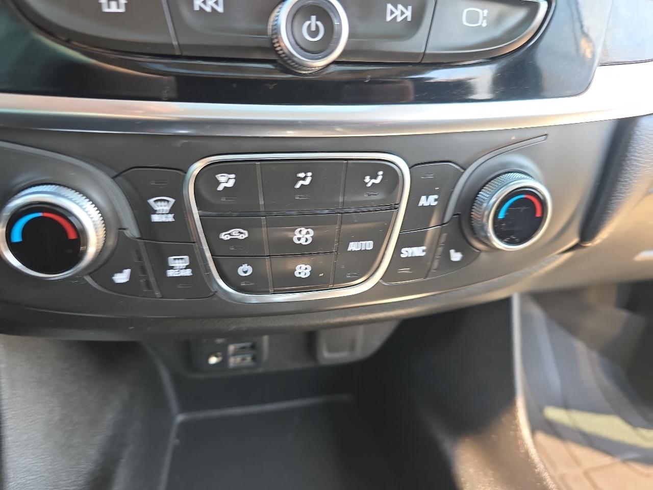 Chevrolet Traverse RS AWD 2021