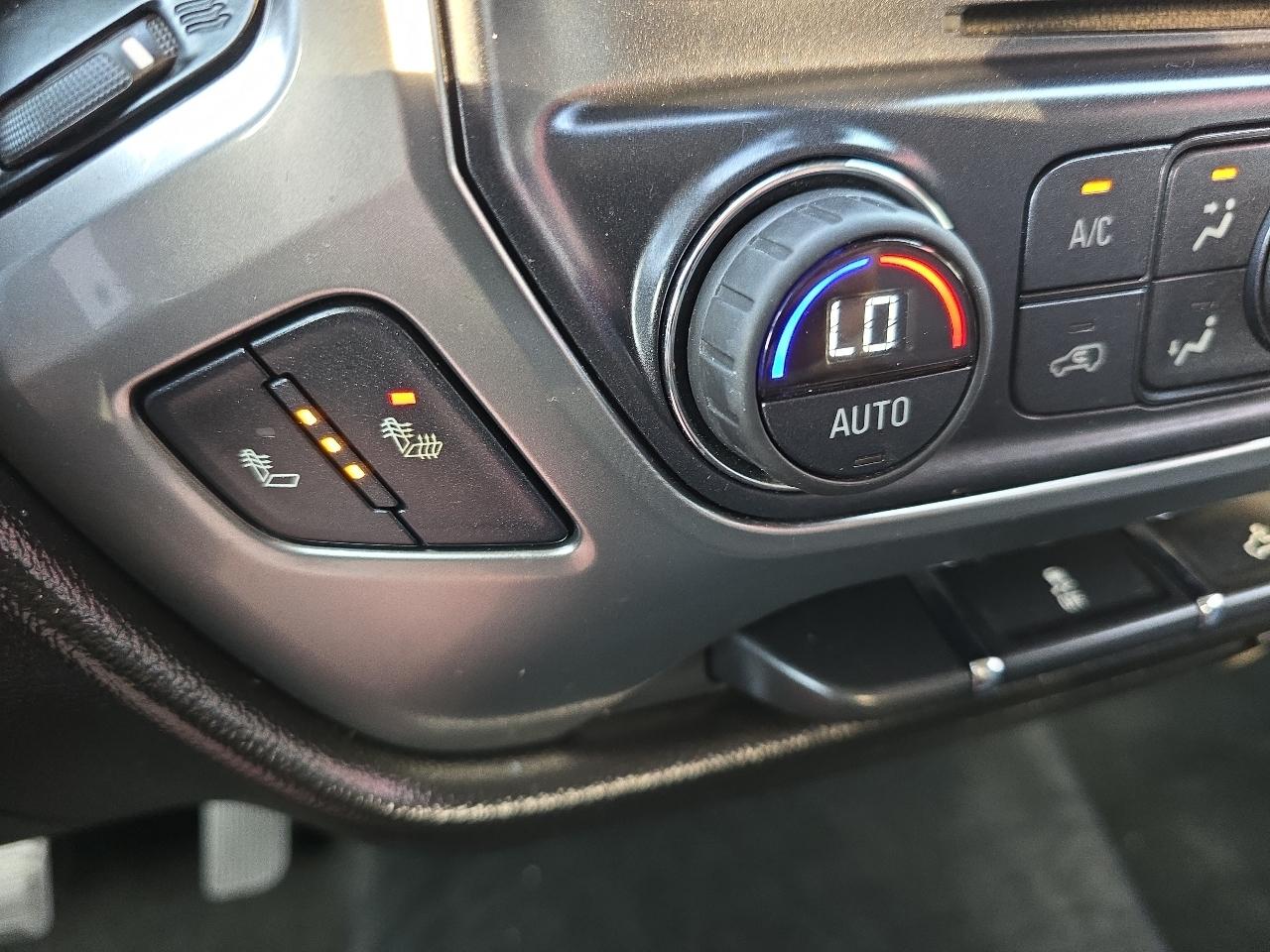 Chevrolet Silverado 1500 LT Double Cab 4WD 2016