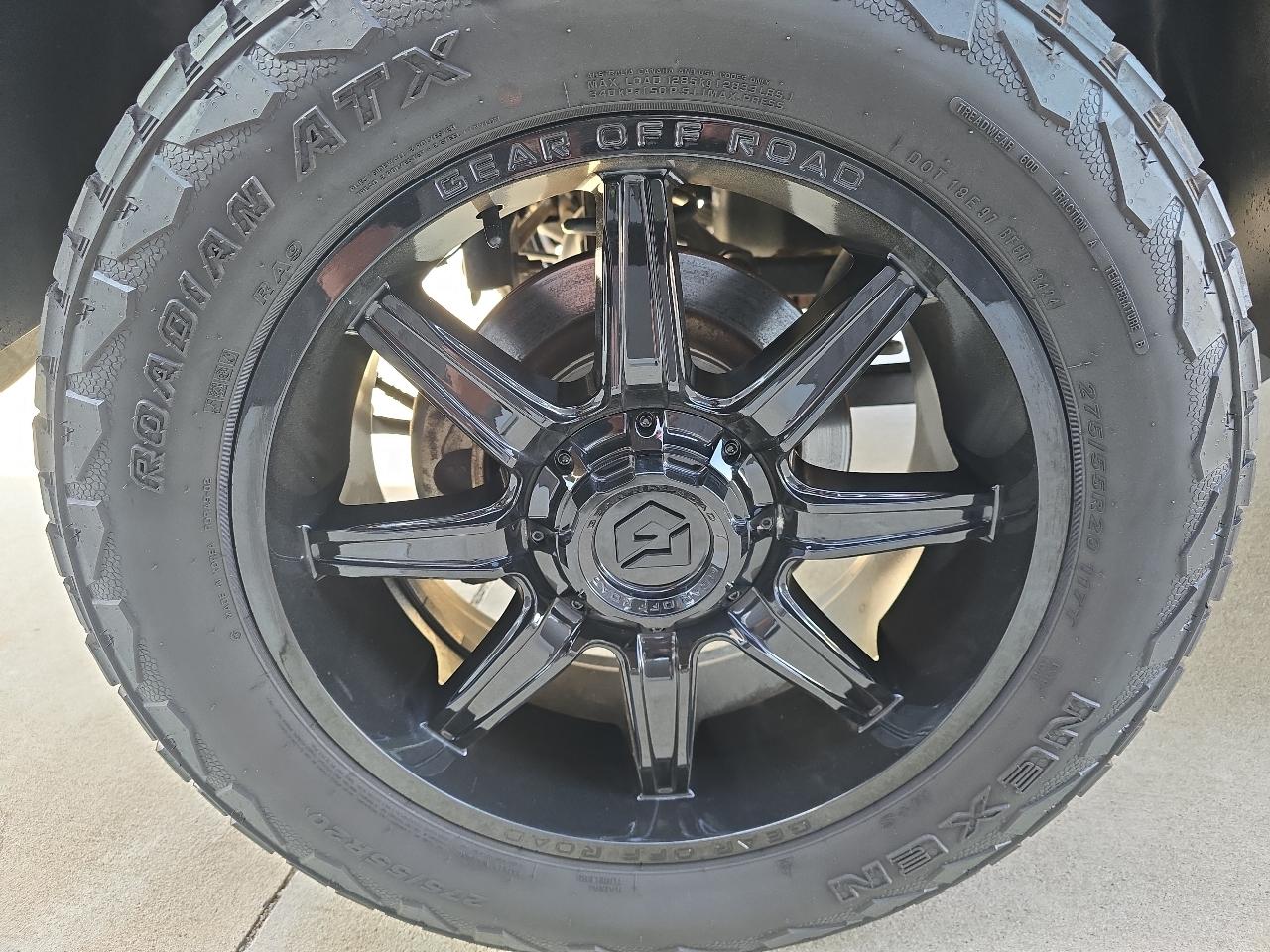 RAM 1500 Classic SLT 4x4 Crew Cab 6'4" Box 2019