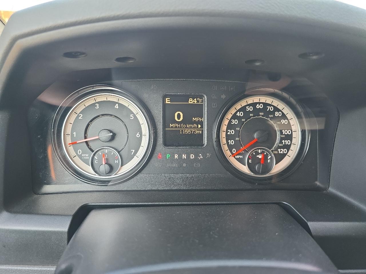 RAM 1500 Classic SLT 4x4 Crew Cab 6'4" Box 2019