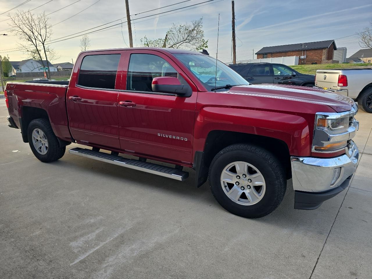 Chevrolet Silverado 1500 LT Crew Cab 4WD 2018
