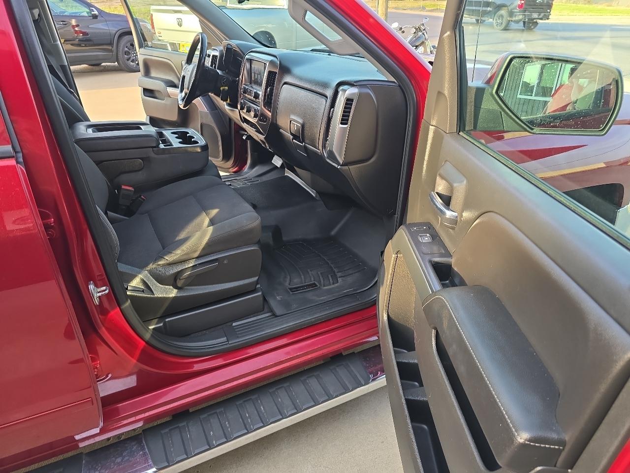 Chevrolet Silverado 1500 LT Crew Cab 4WD 2018